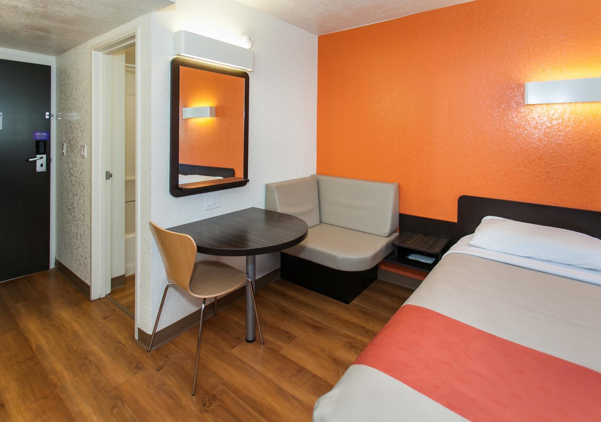 Motel 6-Los Angeles, Ca - Los Angeles - Lax Инглвуд Экстерьер фото