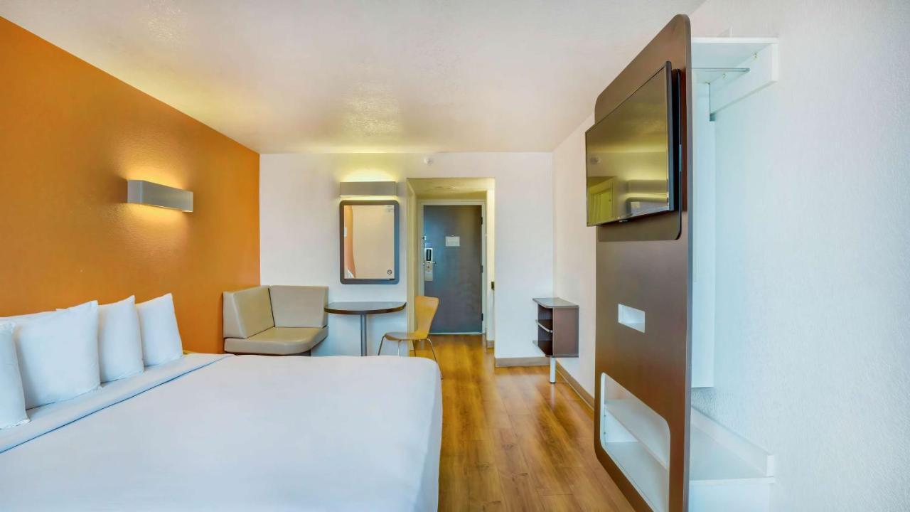 Motel 6-Los Angeles, Ca - Los Angeles - Lax Инглвуд Экстерьер фото