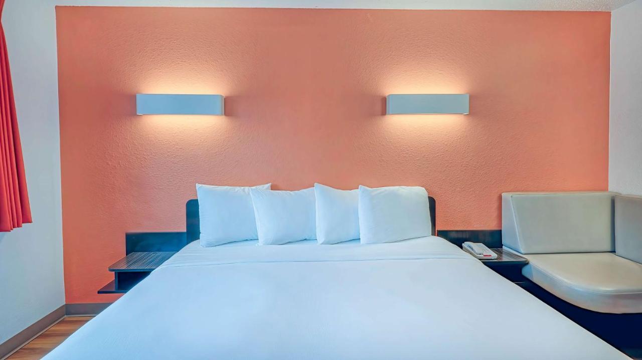 Motel 6-Los Angeles, Ca - Los Angeles - Lax Инглвуд Экстерьер фото
