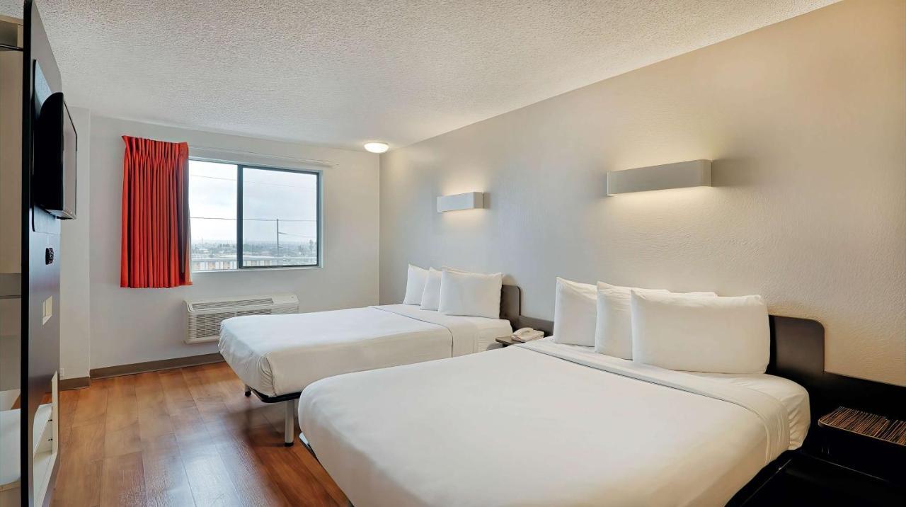 Motel 6-Los Angeles, Ca - Los Angeles - Lax Инглвуд Экстерьер фото