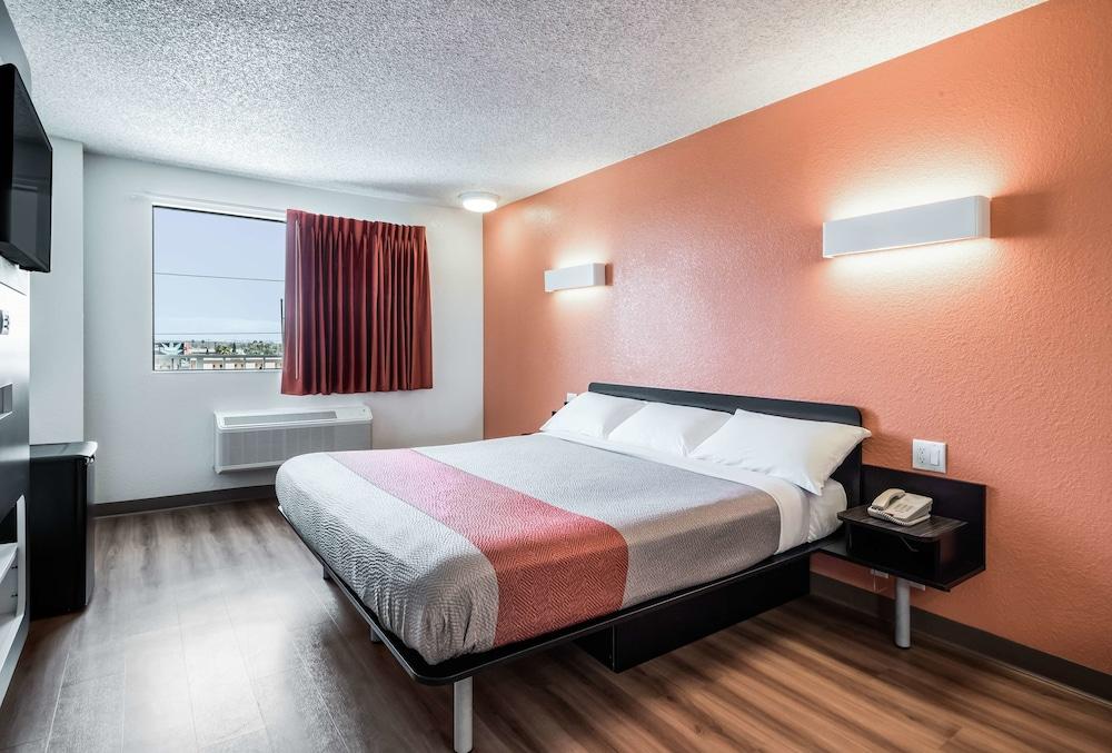 Motel 6-Los Angeles, Ca - Los Angeles - Lax Инглвуд Экстерьер фото